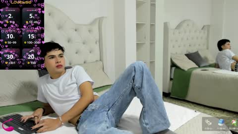 Snapshot of aiiden_15 chatting on 02.05.25 Aiden  online show from 02.05.25