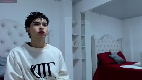 Snapshot of aiiden_15 chatting on 02.17.25 Aiden  online show from 02.17.25