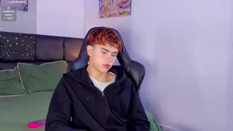 Snapshot of aiiden_15 chatting on 09.15.25 Aiden  online show from 09.15.25