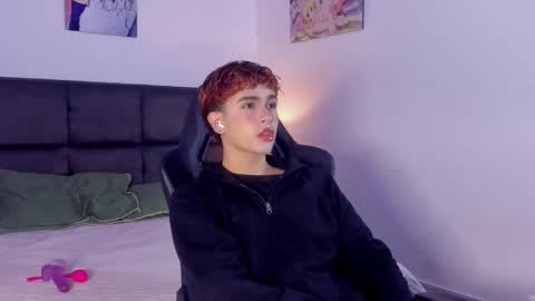 Snapshot of aiiden_15 chatting on 09.20.25 Aiden  online show from 09.20.25