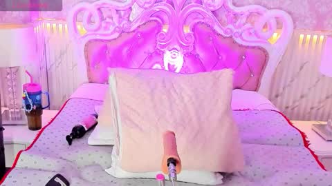   online show from 11.22.25