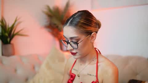  Aileen  online show from 11.11.25