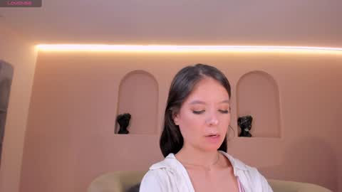  AILEEN VEGA  online show from 12.22.24