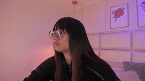 Snapshot of aily_yozuko chatting on 06.20.26 Aily Yozuko online show from 06.20.26