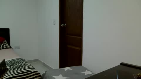 J  online show from 09.12.25