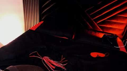 Airam Clair online show from 10.25.25