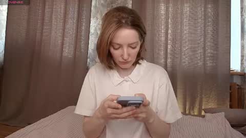 Snapshot of airycipher chatting on 08.09.26 Sofia help me get 50 thumbs up online show from 08.09.26