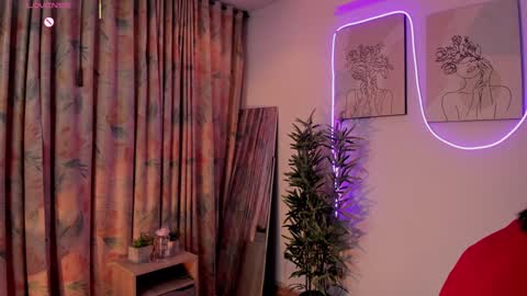 Aisha online show from 01.31.25