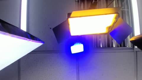 Aisha online show from 03.18.26