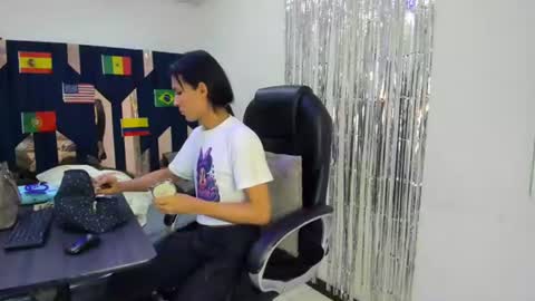 Snapshot of aisha_hotts777 chatting on 06.14.26 Aisha online show from 06.14.26
