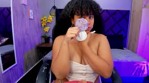 Aisha  online show from 11.14.25