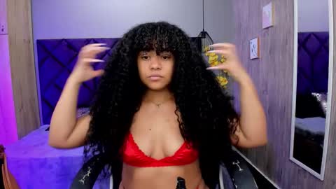 Aisha  online show from 11.19.25