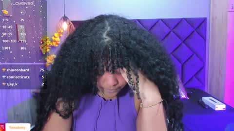 Snapshot of aisha_violet chatting on 12.04.24 Aisha Violet online show from 12.04.24