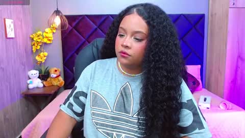 Snapshot of aisha_violet chatting on 01.08.25 Aisha Violet online show from 01.08.25