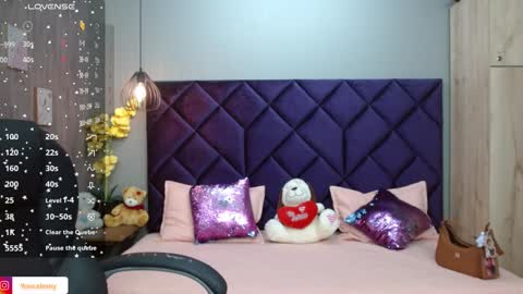 Snapshot of aisha_violet chatting on 01.19.25 Aisha Violet online show from 01.19.25