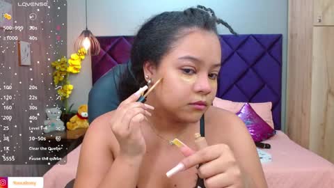 Snapshot of aisha_violet chatting on 01.19.25 Aisha Violet online show from 01.19.25