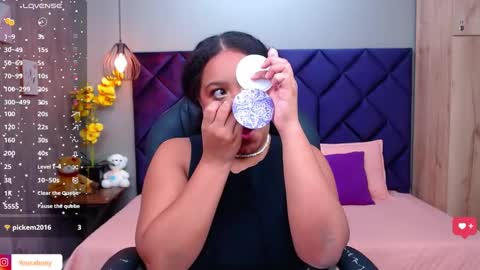 Snapshot of aisha_violet chatting on 03.12.25 Aisha Violet online show from 03.12.25