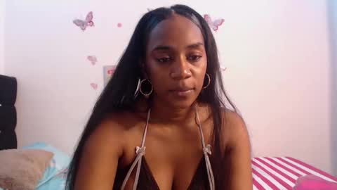 Snapshot of aishaowens chatting on 11.26.25 Aisha online show from 11.26.25