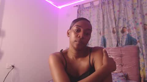 Snapshot of aishaowens chatting on 12.15.25 Aisha online show from 12.15.25
