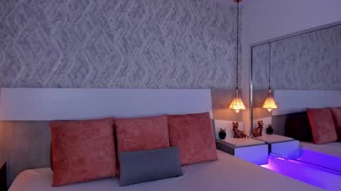 Aisha online show from 02.27.25