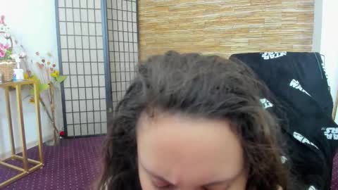 Aisha online show from 11.27.25