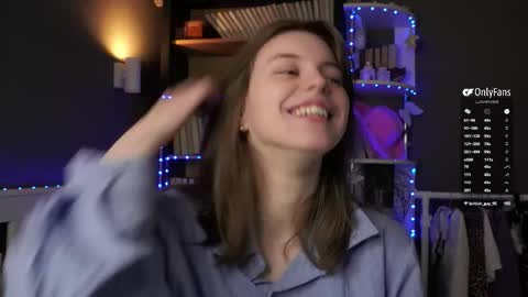 Snapshot of aislyfarran chatting on 02.21.26 Aliza online show from 02.21.26