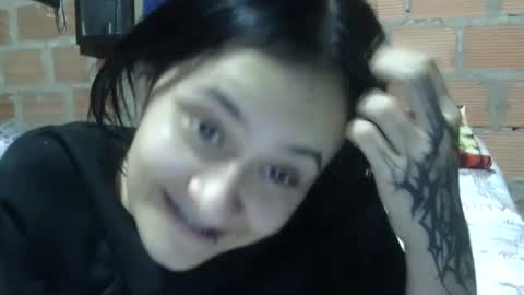 Snapshot of aitana23_ chatting on 09.11.25 aiti online show from 09.11.25