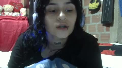 Snapshot of aitana23_ chatting on 09.28.25 aiti online show from 09.28.25