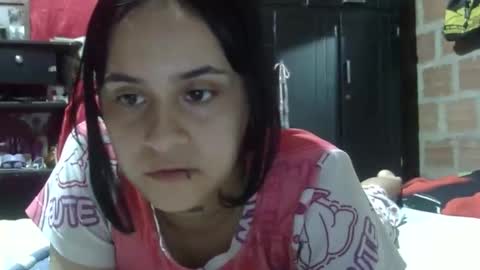 Snapshot of aitana23_ chatting on 10.07.25 aiti online show from 10.07.25