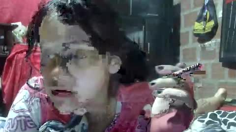 Snapshot of aitana23_ chatting on 10.10.25 aiti online show from 10.10.25