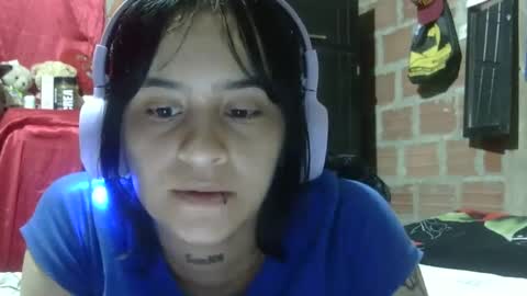 Snapshot of aitana23_ chatting on 10.14.25 aiti online show from 10.14.25