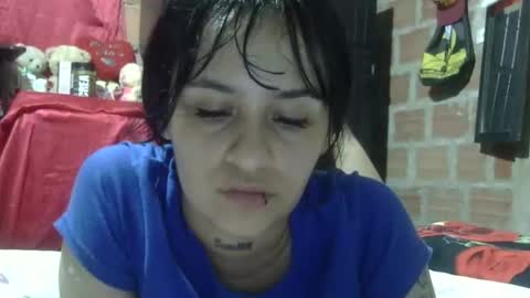 Snapshot of aitana23_ chatting on 10.21.25 aiti online show from 10.21.25