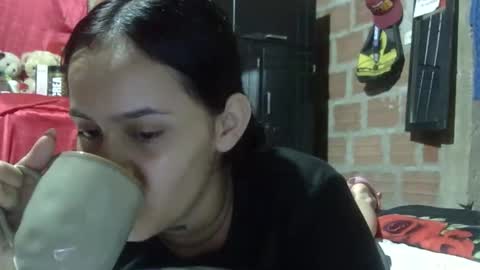 Snapshot of aitana23_ chatting on 10.28.25 aiti online show from 10.28.25