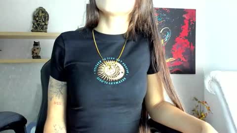 little aitana  online show from 03.03.26