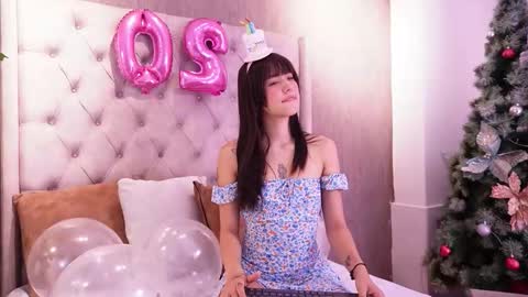 Snapshot of aitana_jhons chatting on 01.06.26 Aitana Jhons online show from 01.06.26