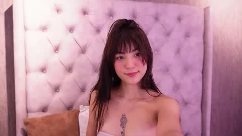 Snapshot of aitana_jhons chatting on 01.09.26 Aitana Jhons online show from 01.09.26