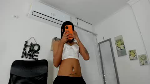 aithana_queen online show from 07.21.26