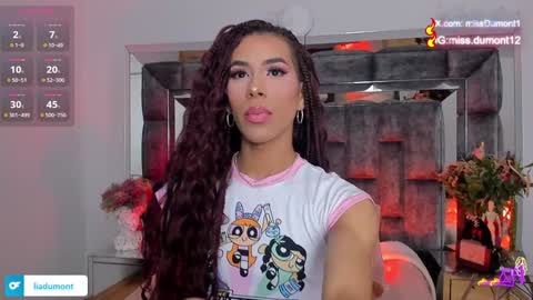 Snapshot of aivadumont chatting on 12.11.24 Queen Dumont online show from 12.11.24