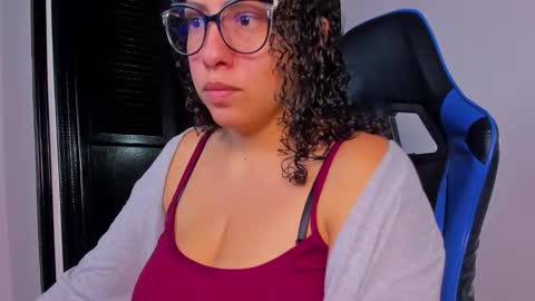 Aixa Burgos online show from 10.28.25