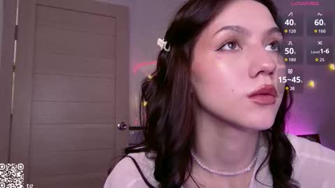 Kendall online show from 12.05.25