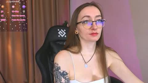 Snapshot of akaheby chatting on 12.21.25 akaheby online show from 12.21.25