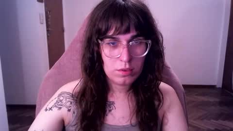 Snapshot of akamedolle chatting on 12.02.25 Veronica Akame 3 online show from 12.02.25