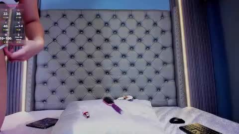 akane_sa online show from 02.01.26