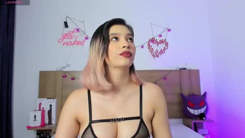 Akartsumi online show from 10.17.25