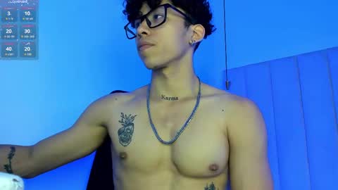 akazaboy online show from 03.08.25