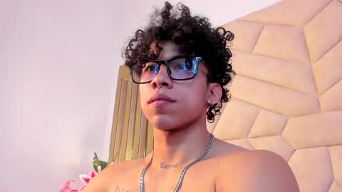 akazaboy online show from 03.29.26