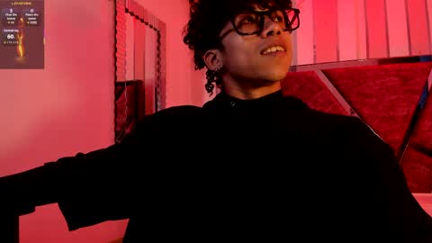 Snapshot of akazaboy chatting on 05.08.26 akazaboy online show from 05.08.26