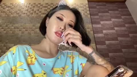 Akemi online show from 12.24.24