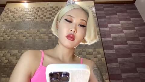 Akemi online show from 02.28.25