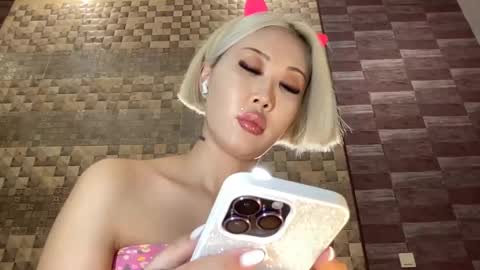 Akemi online show from 03.06.25